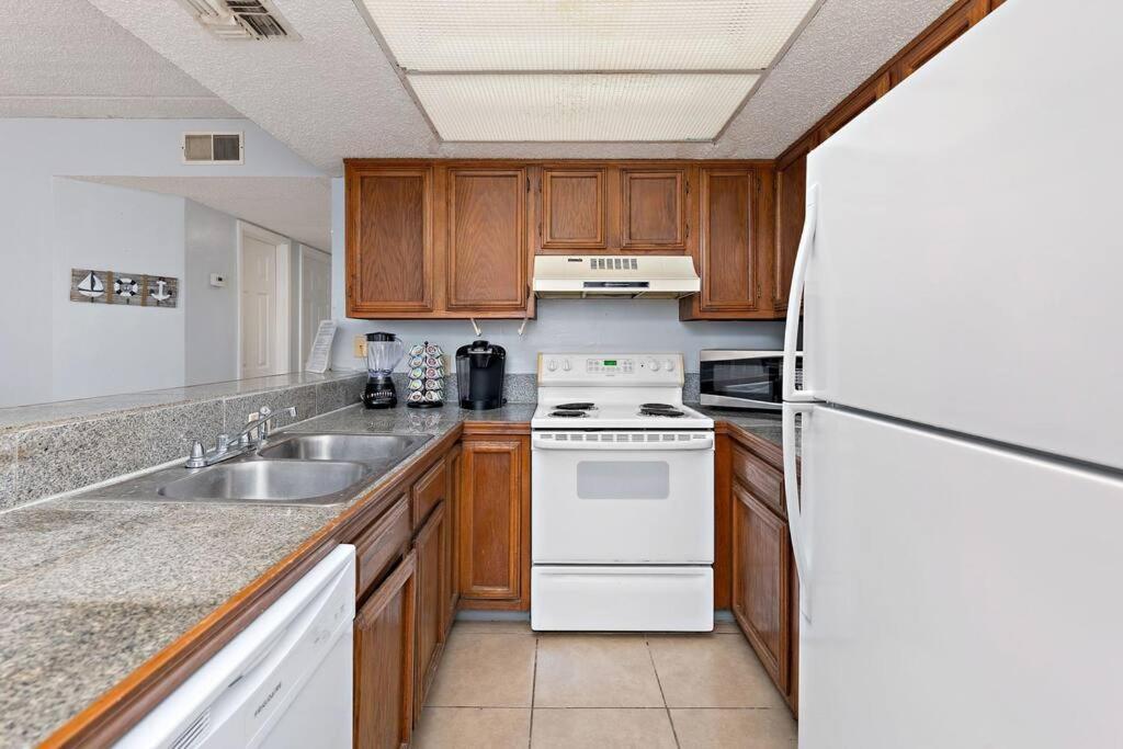 2 Bed 2 Bath 1St Fl Condo By Beach W Washer Dryer جنوب جزيرة بادري المظهر الخارجي الصورة