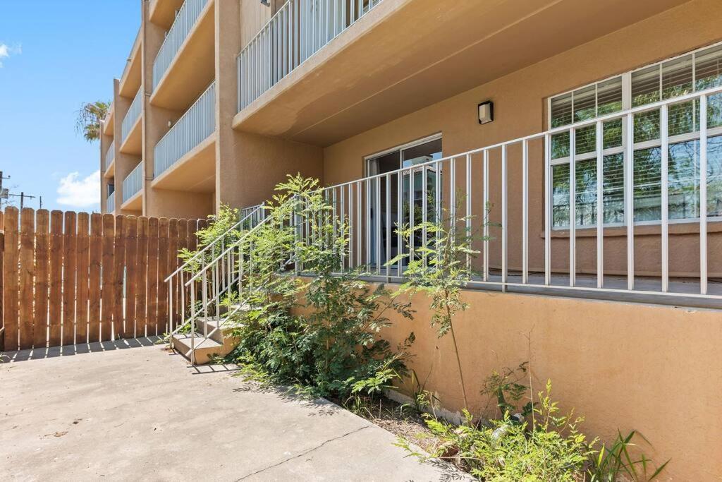 2 Bed 2 Bath 1St Fl Condo By Beach W Washer Dryer جنوب جزيرة بادري المظهر الخارجي الصورة